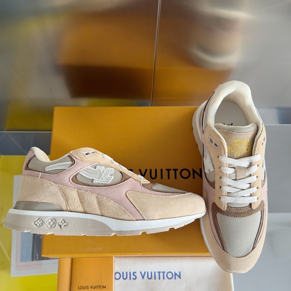 ルイヴィトン靴背面デザイン